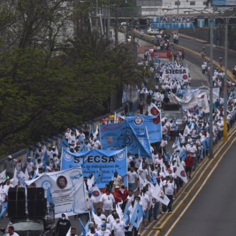 marcha 1 de mayo día internacional de los trabajadores