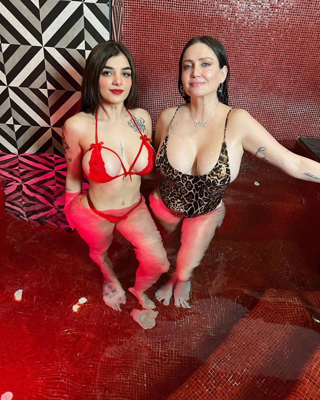 Karely Ruiz Y Celia Lora Rompen Las Redes Al Posar En Diminutos Bikinis 9307