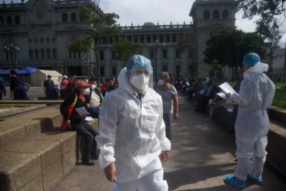 pruebas de Covid-19 en plaza de la Constitución