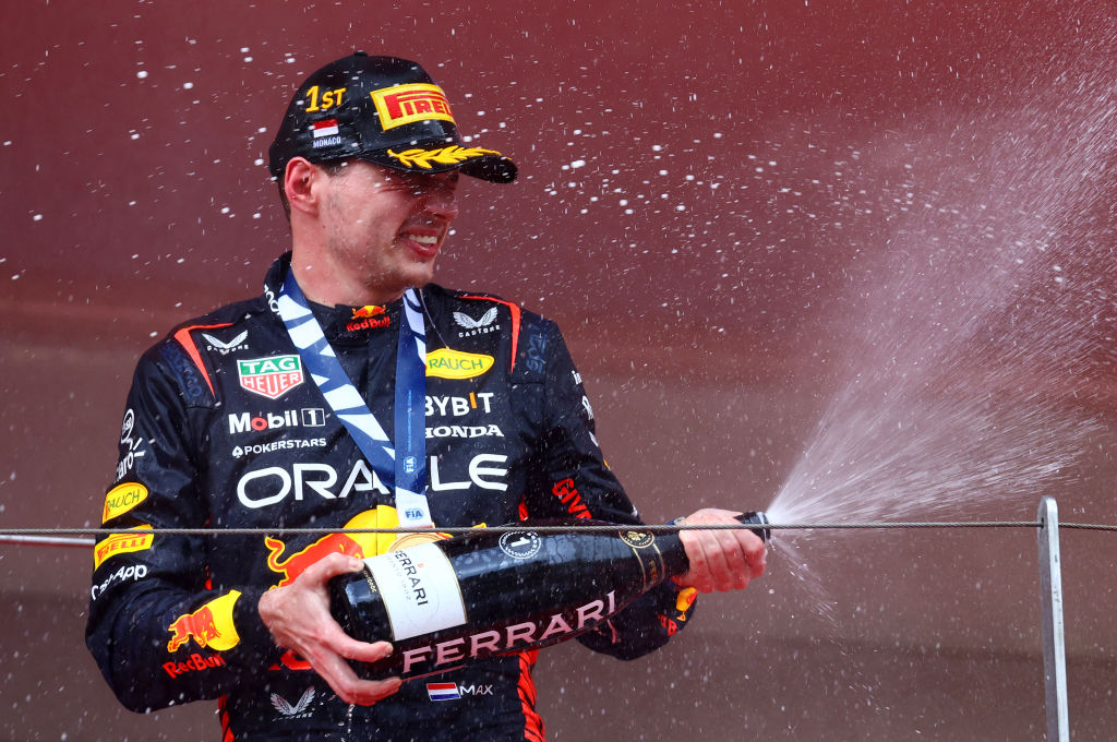 Verstappen Arrasa Y Conquista El Gran Premio De España